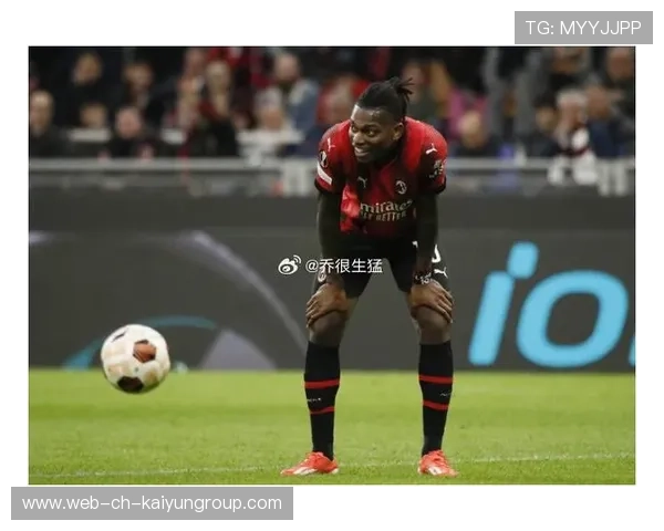 AC米兰莱奥单刀冷静完成推射